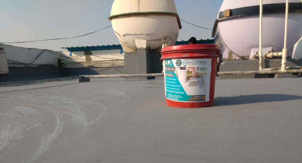 Before and after comparison of corrugated roof waterproofing